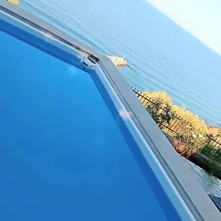 Tsonos Pool * Volos